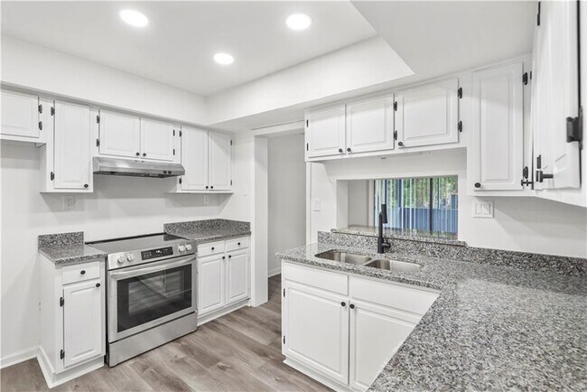 Photo - 4705 Mariners Dr