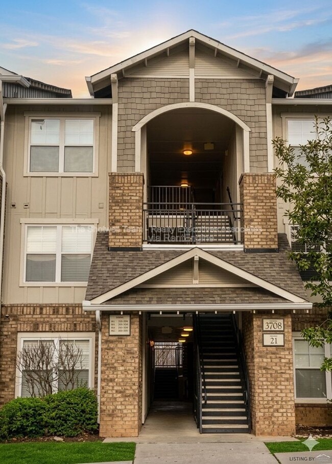 Building Photo - 3708 Spruce Ridge Way Unit 2132