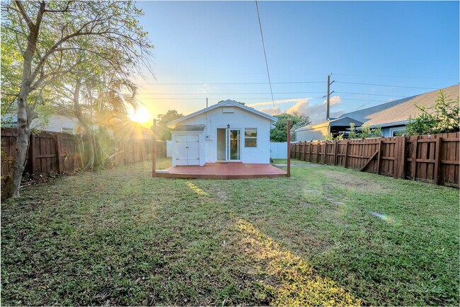Photo - 521 S 24th Ave