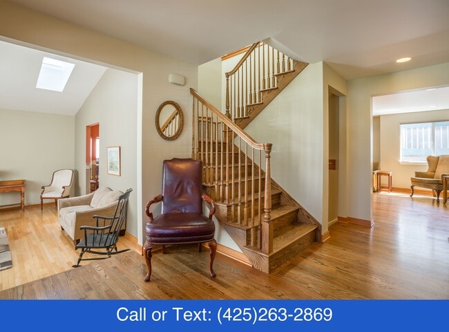 Photo - 12044 Roosevelt Way NE Unit C
