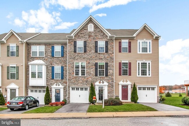 927 Brechin Ln