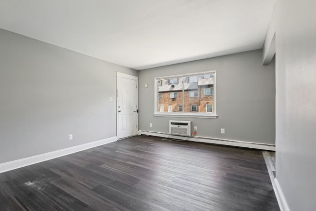 Photo - 227 Washington Ave Unidad B10