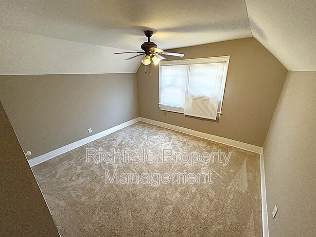Photo - 1723 Laurel St