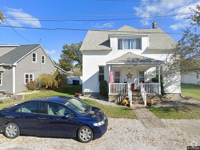 Building Photo - 104 S Franklin St Rental