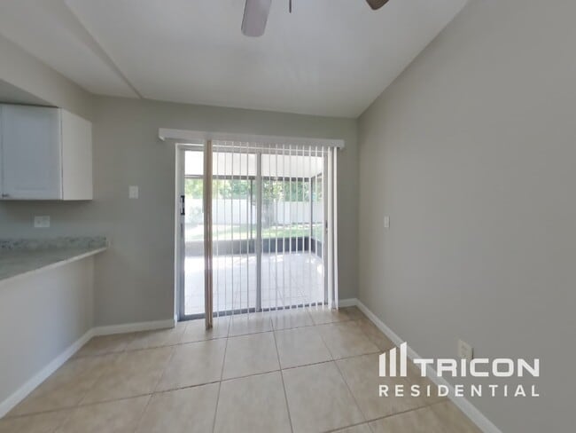 Photo - 13912 Henson Cir