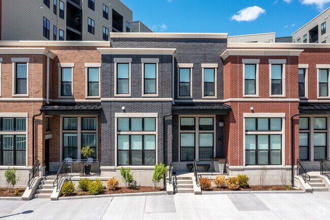 Photo - Olive & Wooster