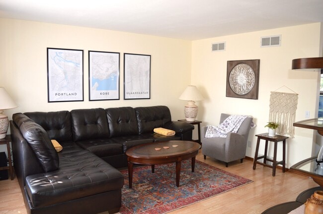 Photo - 5270 Summer Ridge Dr