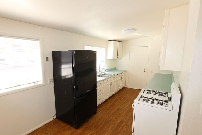Photo - Charming 3-Bedroom Apartment with Garage &...