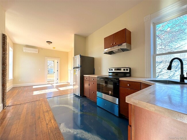 Photo - 31 Dubois St Unit 6