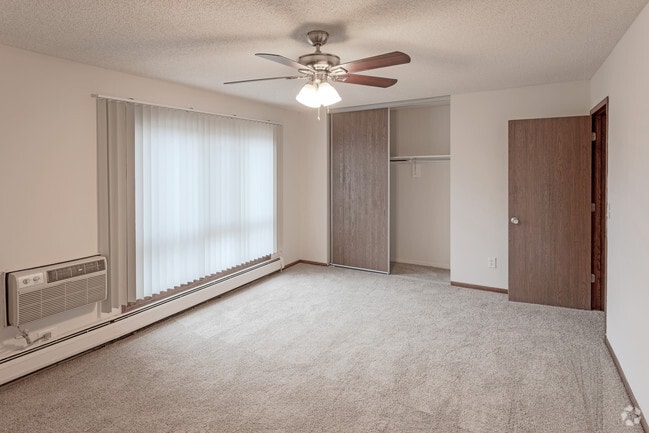2BR, 1BA