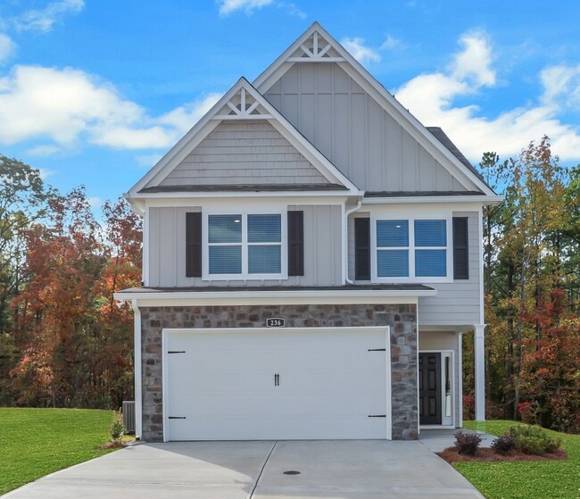 Photo - 236 Eva Way NE