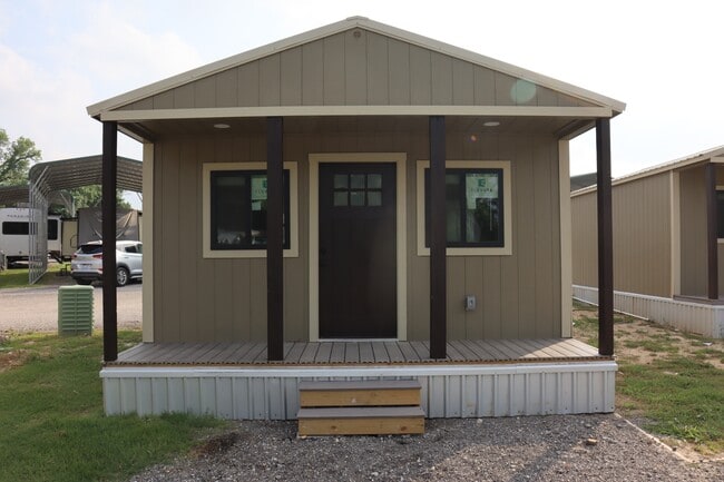 Photo - 801 Silver Creek Azle Rd House