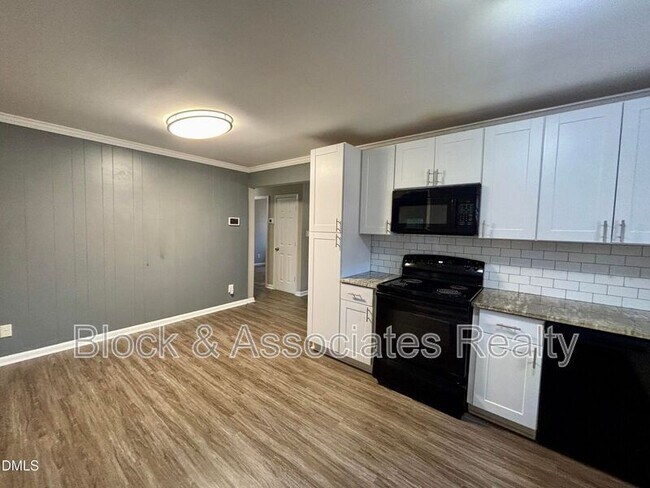 Photo - 1019 Greenwich St