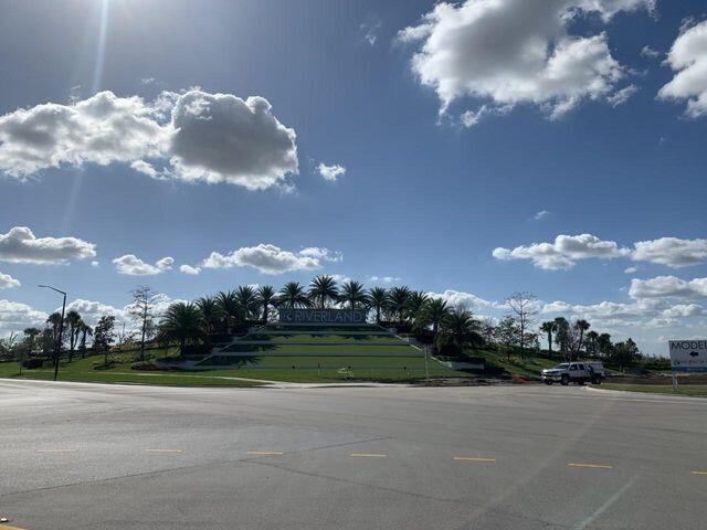 Photo - 13324 SW River Rock Rd