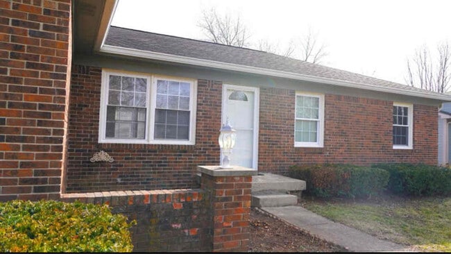 Photo - 8021 Knollgate Ct