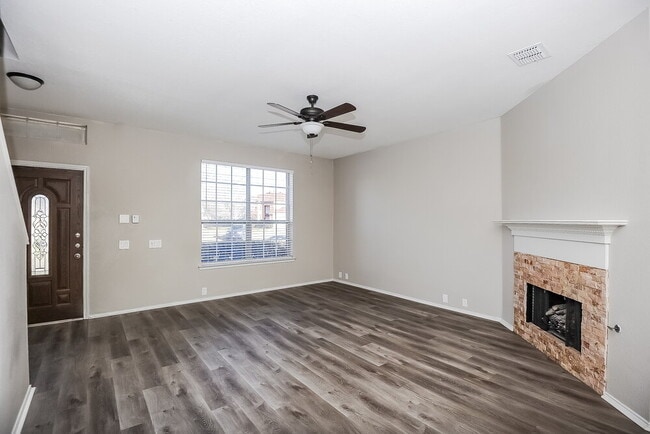 Photo - 8212 French Quarter Ln