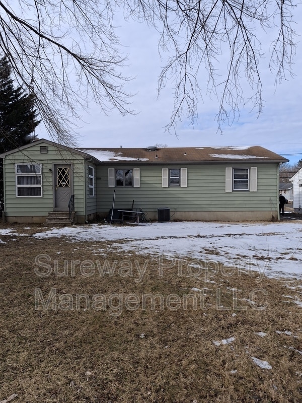 Photo - 486 Mercer St