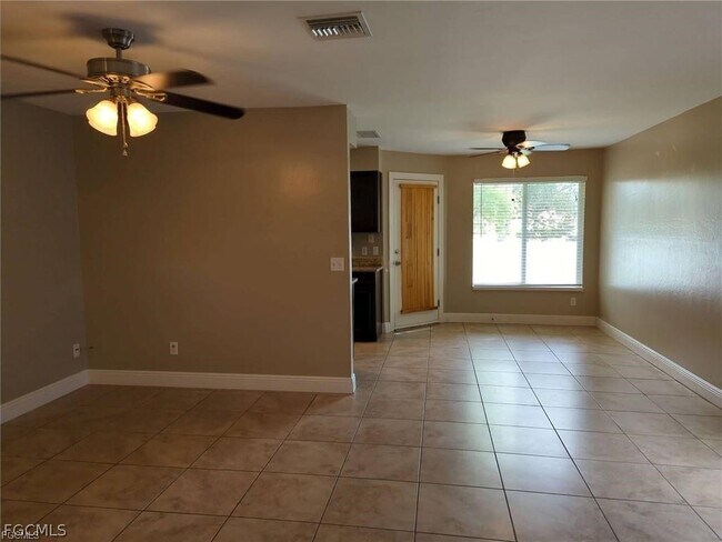 1503 SW 48th Terrace