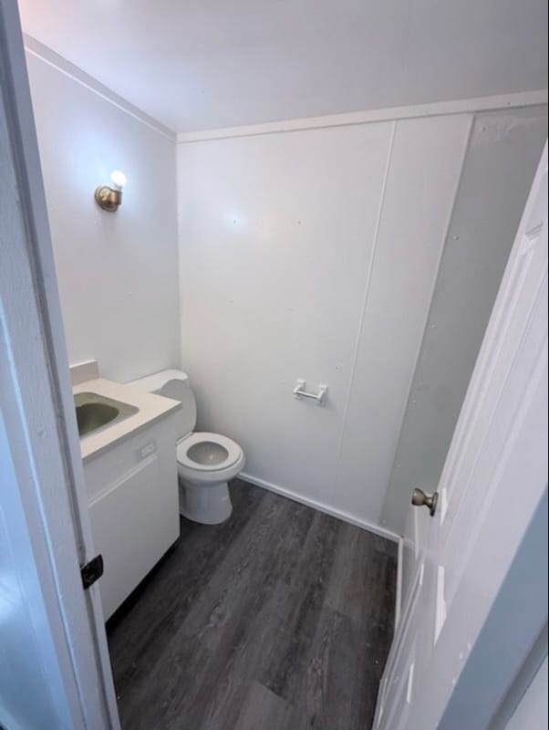 Photo - 215 Weeks Rd