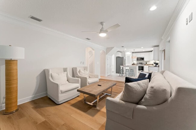 614 6th Ave S Unit SI ID1578427P