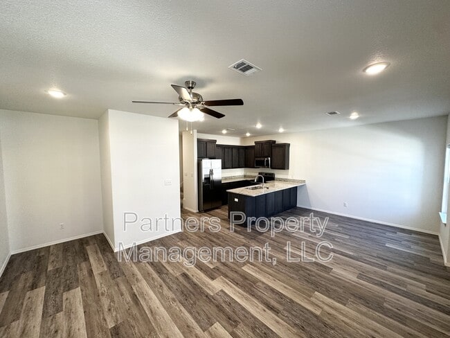 Photo - 928 S Amarillo Ave