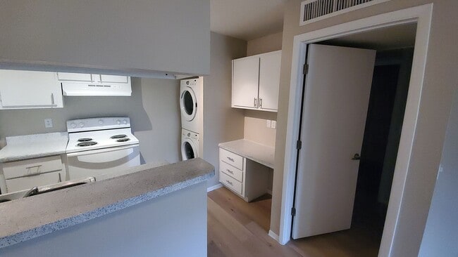 Photo - Sand Pebble Community *Renovated Units