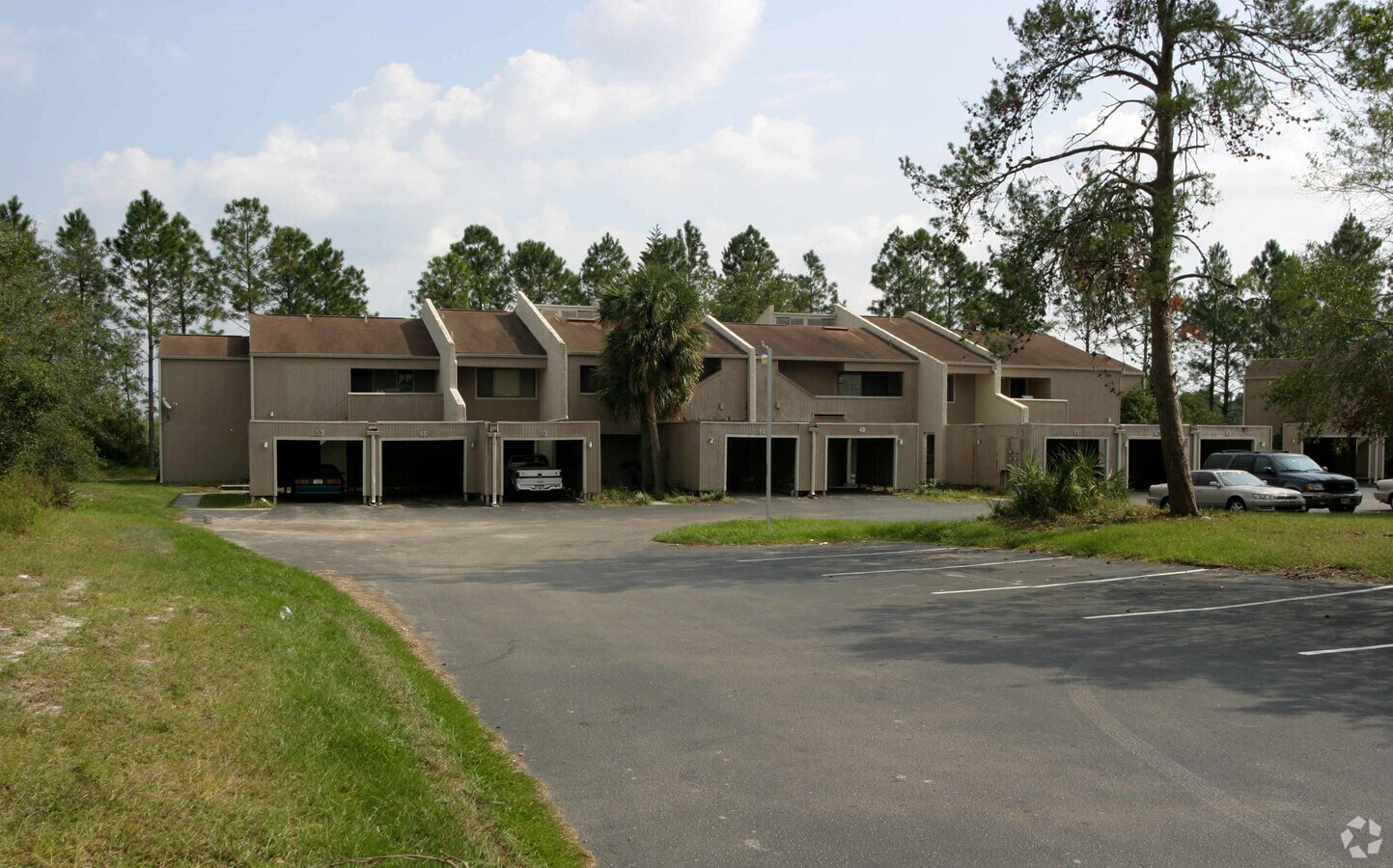 Photo - Pine Ridge Terrace Apartments