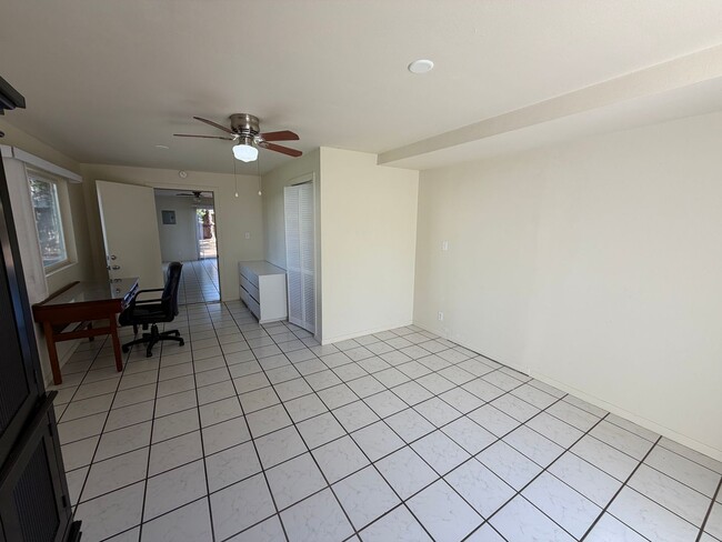 Photo - 42 Waikalani Pl Unit Downstairs 2/1