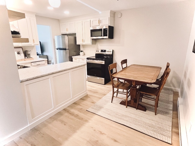 Photo - 10925 Otsego St Unidad A