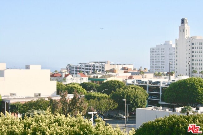 Photo - 1241 5th St Unit 308