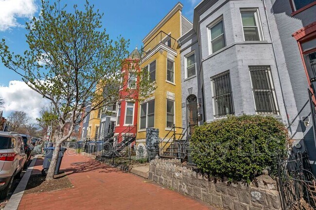 Photo - 15 N Street NW Unit 2