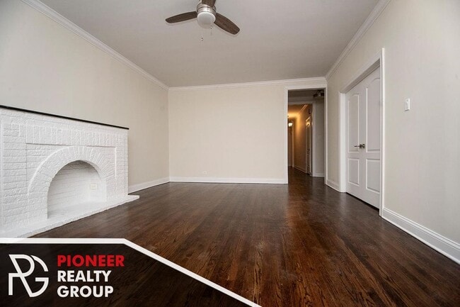 Building Photo - 1132 Maple Ave