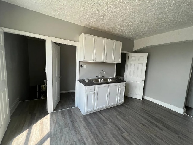 Photo - 929 4th Ave Unidad 3