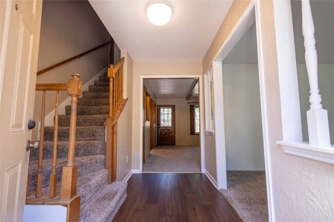 Photo - 27245 Kane Ln