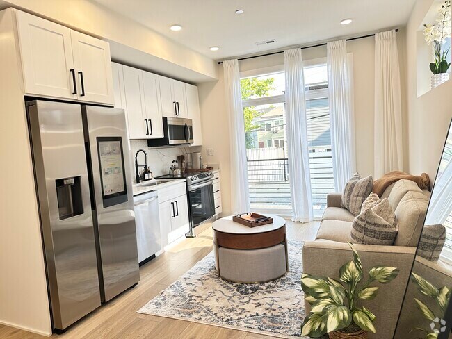 Building Photo - 1307 Longfellow St NW Unit 8 Rental