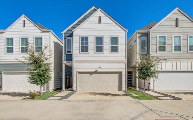 Photo - 2054 Johanna Crk Dr