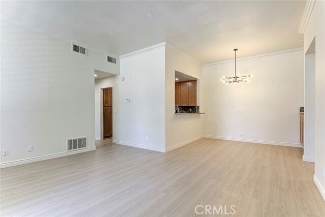 Photo - 10470 Riverside Dr Unit 102