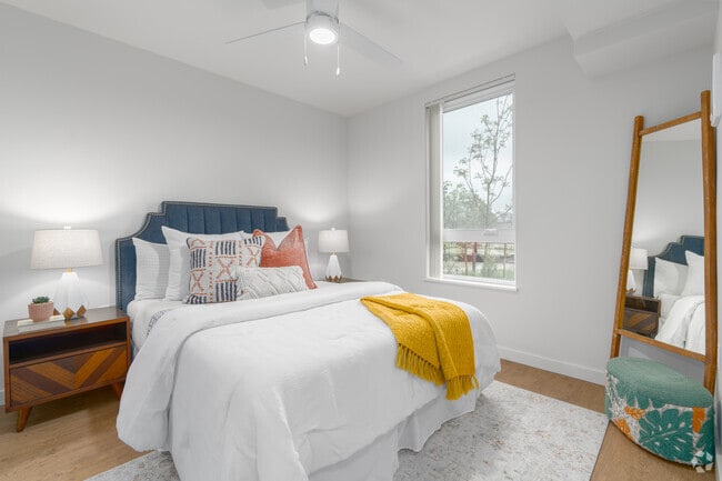 1BR, 1BA - 639SF - Bedroom - Parkside Heights