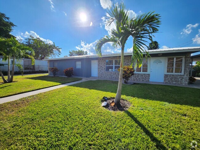 Building Photo - 3525 SE 36th Ave Rental