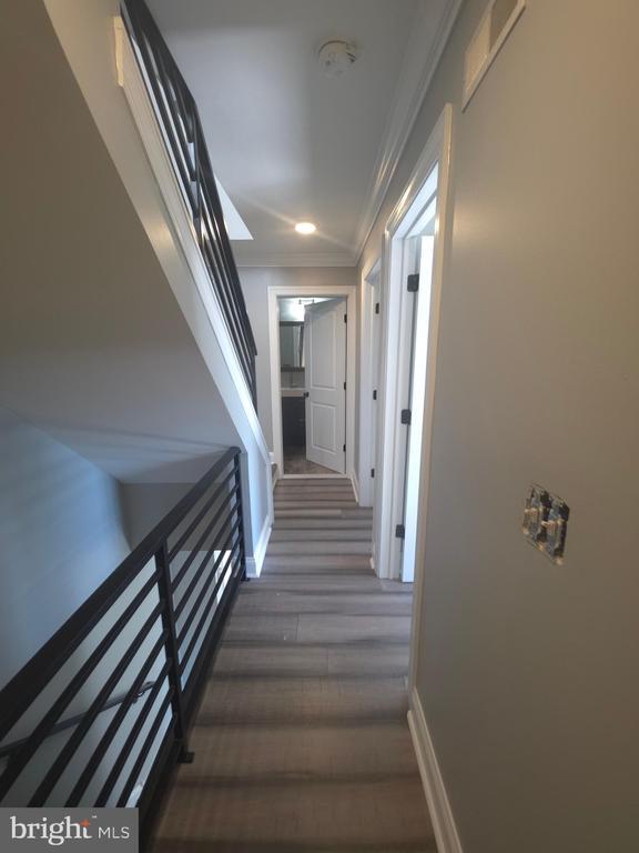 Photo - 3410 W Commissioner St Unit 4