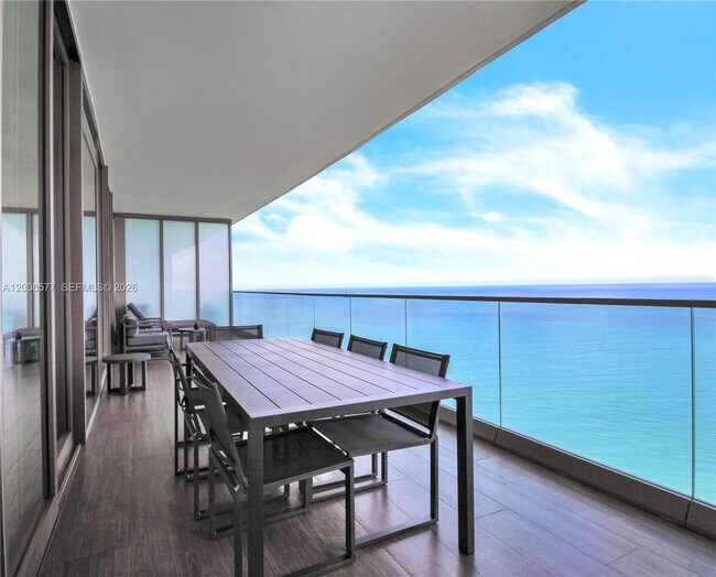 Photo - 18975 Collins Ave Unit 4303