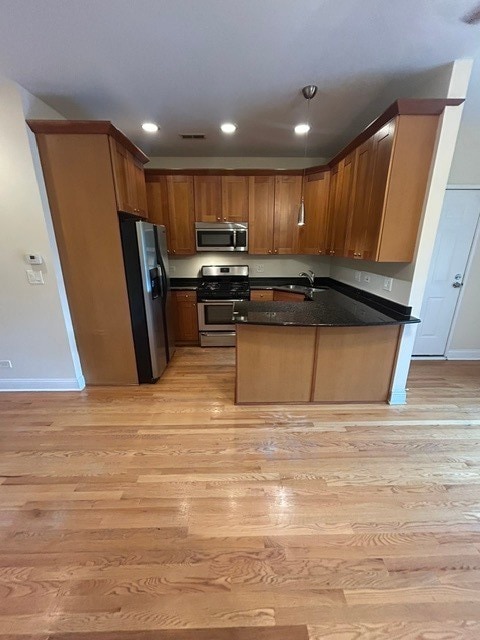 Photo - 2656 N Hamlin Ave Unidad 2S