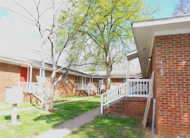 Photo - 4100 Broyles Ave SW