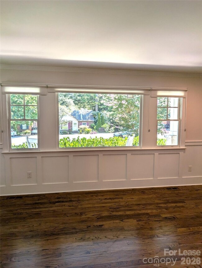 Photo - 1901 Truman Rd
