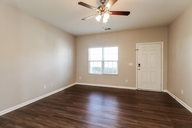 Photo - 2541 Meadow Crossing Dr