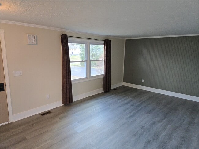 Photo - 103 Virginia Manor Rd