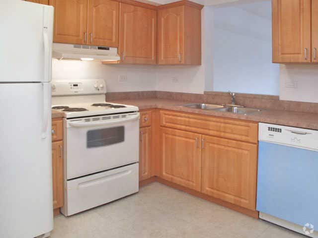 Kitchen - Legacy at Brickell