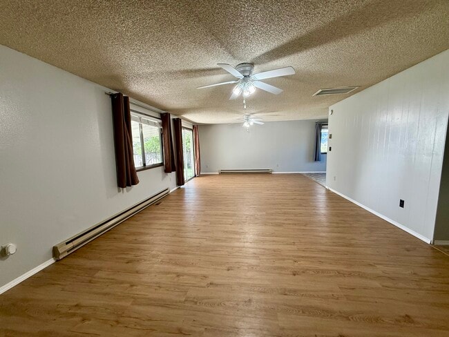 Photo - 5363 Gatewood Dr