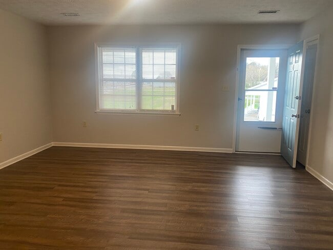 Sala de estar - 155 Mays St Unidad Mays St