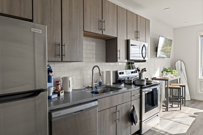 Photo - 501 N Perth St Unidad SI ID1289476P